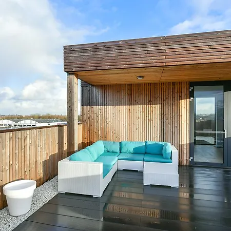 Spacious Modern Home! * Amsterdam