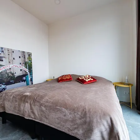 Spacious Modern Home! * Amsterdam